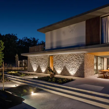 Villa Box In Istria For 14 Persons With Wellness, 54 M2 Heated Pool, & Kids Playground Brajkovici (Pazin)